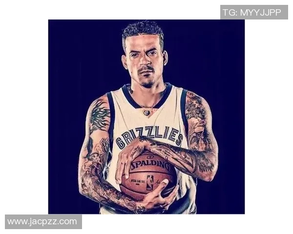 足球明星纹身大揭秘男性球员身上的艺术与故事解析